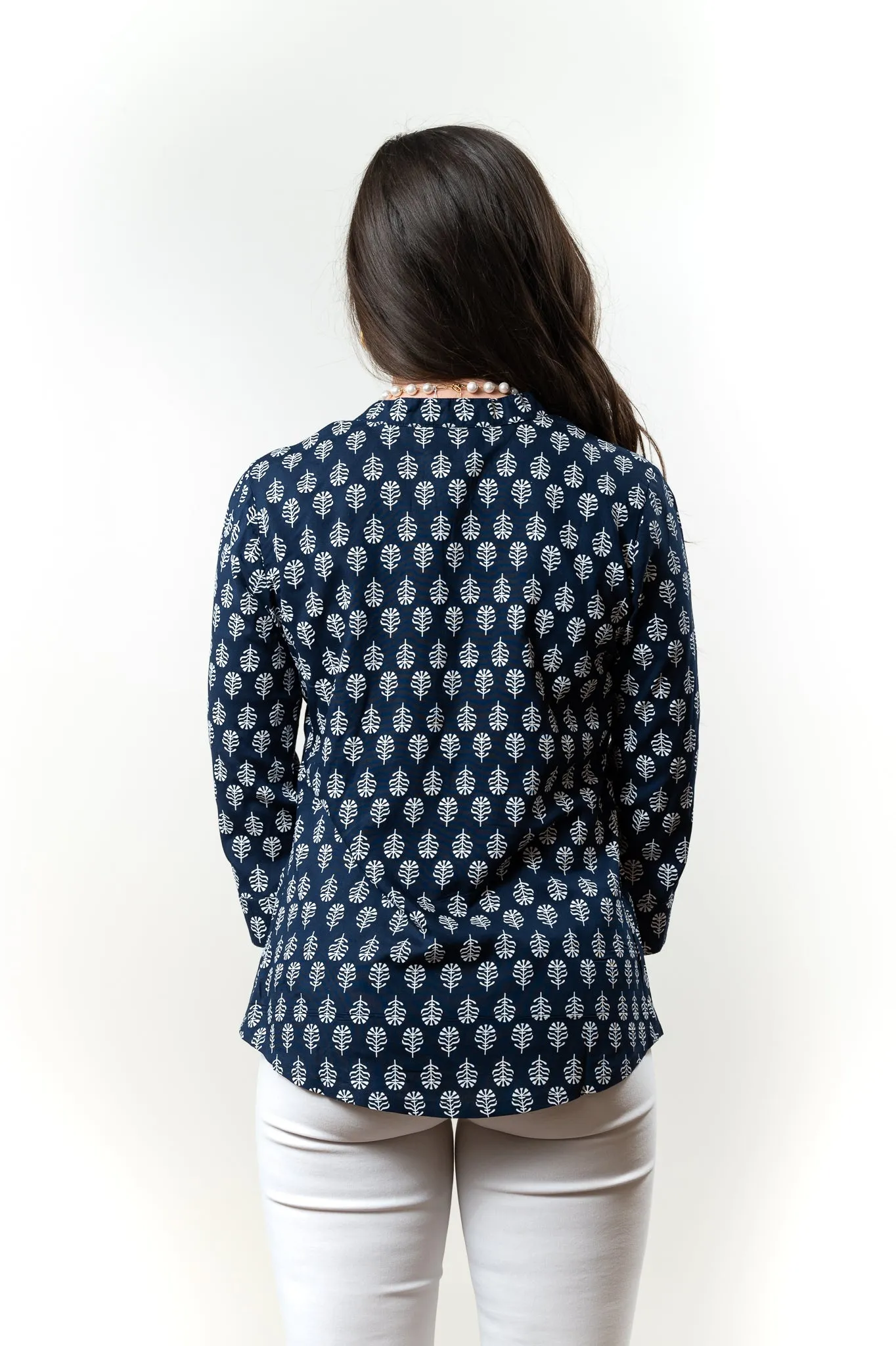 The Eloise Rayon Print Top in Navy and White Print