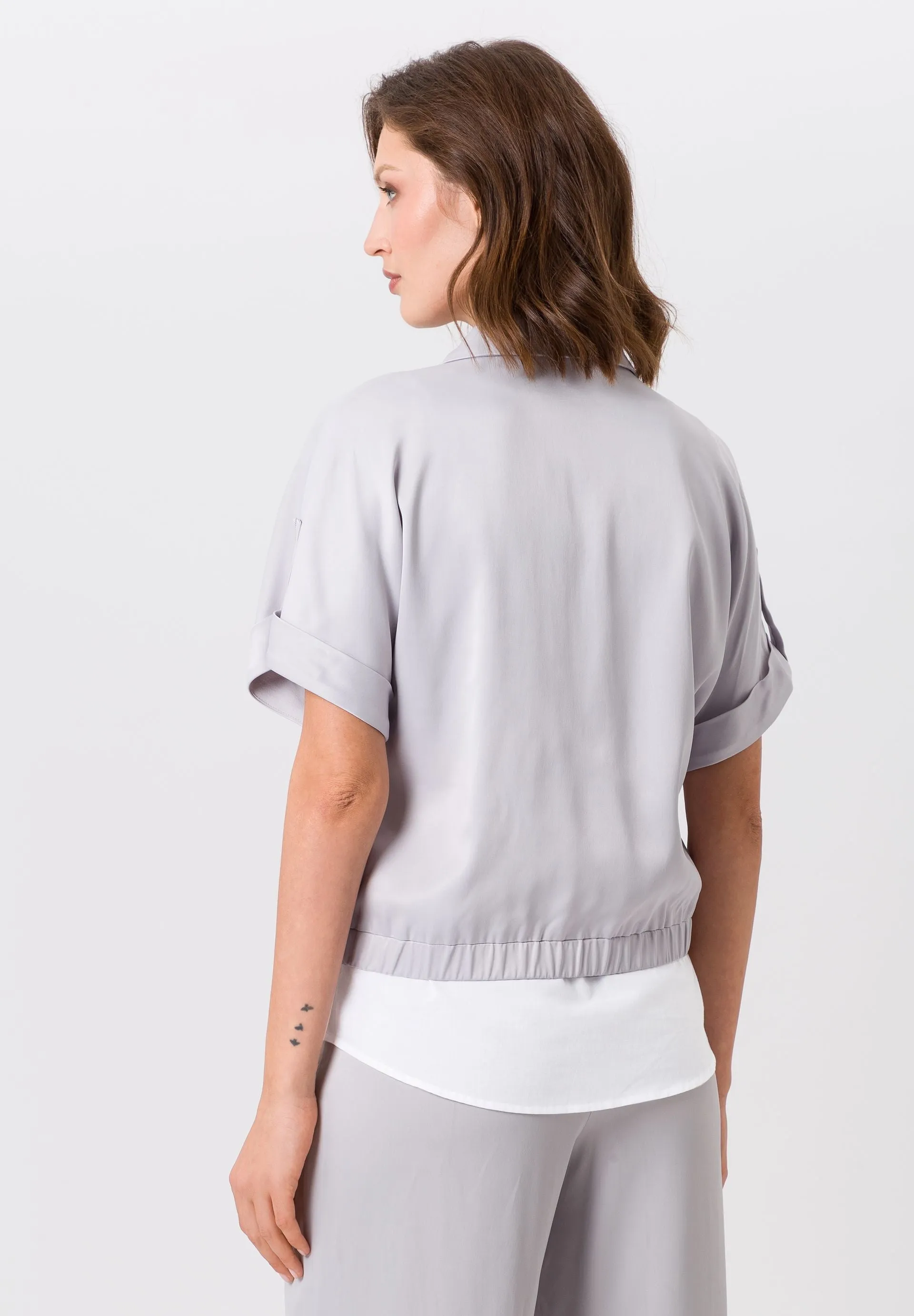 Tuzzi Silver Satin Jacket With Front Snap Closure